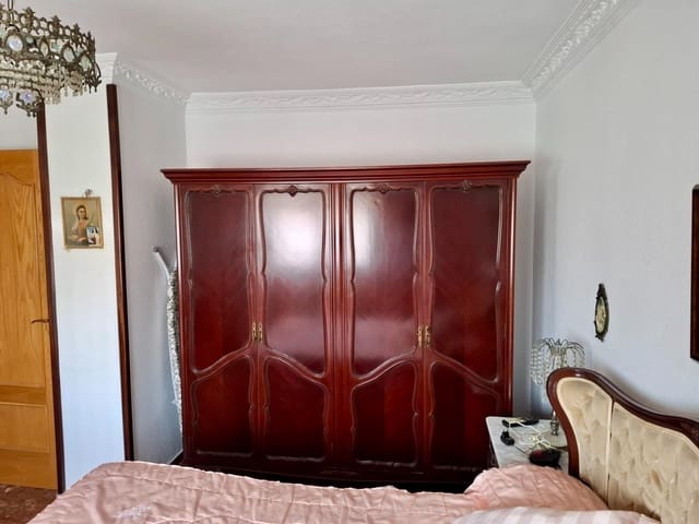 4 soveværelse Lejlighed til salg i Almería by med garage - € 259.000 (Ref: 9343443)