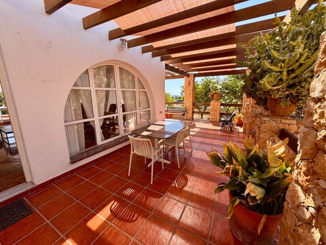 4 soverom Villa til salgs i Las Negras, Níjar med svømmebasseng - € 600 000 (Ref: 9343446)