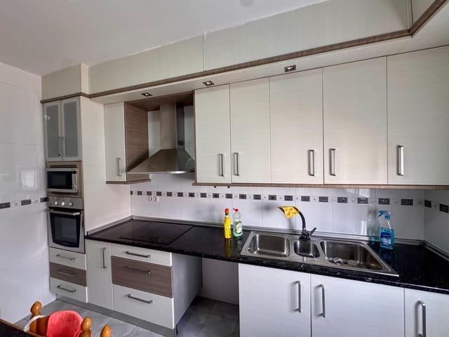 11 soveværelse Finca/Landehus til salg i Almería by - € 350.000 (Ref: 9343448)