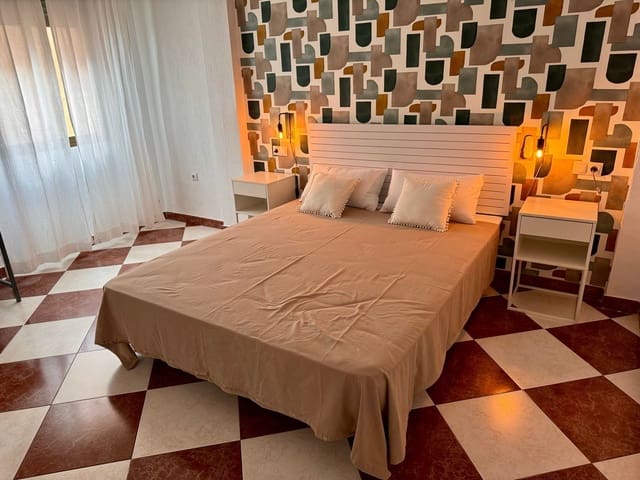 3 chambre Appartement à vendre à Ciudad Jardín - Tagarete - El Zapillo, Almería ville - 319 000 € (Ref: 9353763)