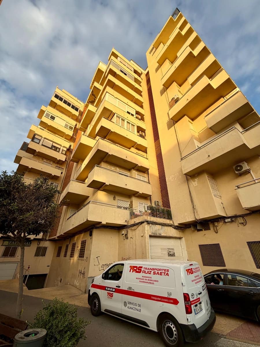 3 makuuhuone Asunto myytävänä paikassa Almeria kaupunki - 190 000 € (Ref: 9367744)