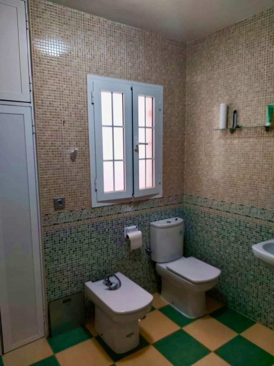 3 makuuhuone Asunto myytävänä paikassa Almeria kaupunki - 175 000 € (Ref: 9383093)