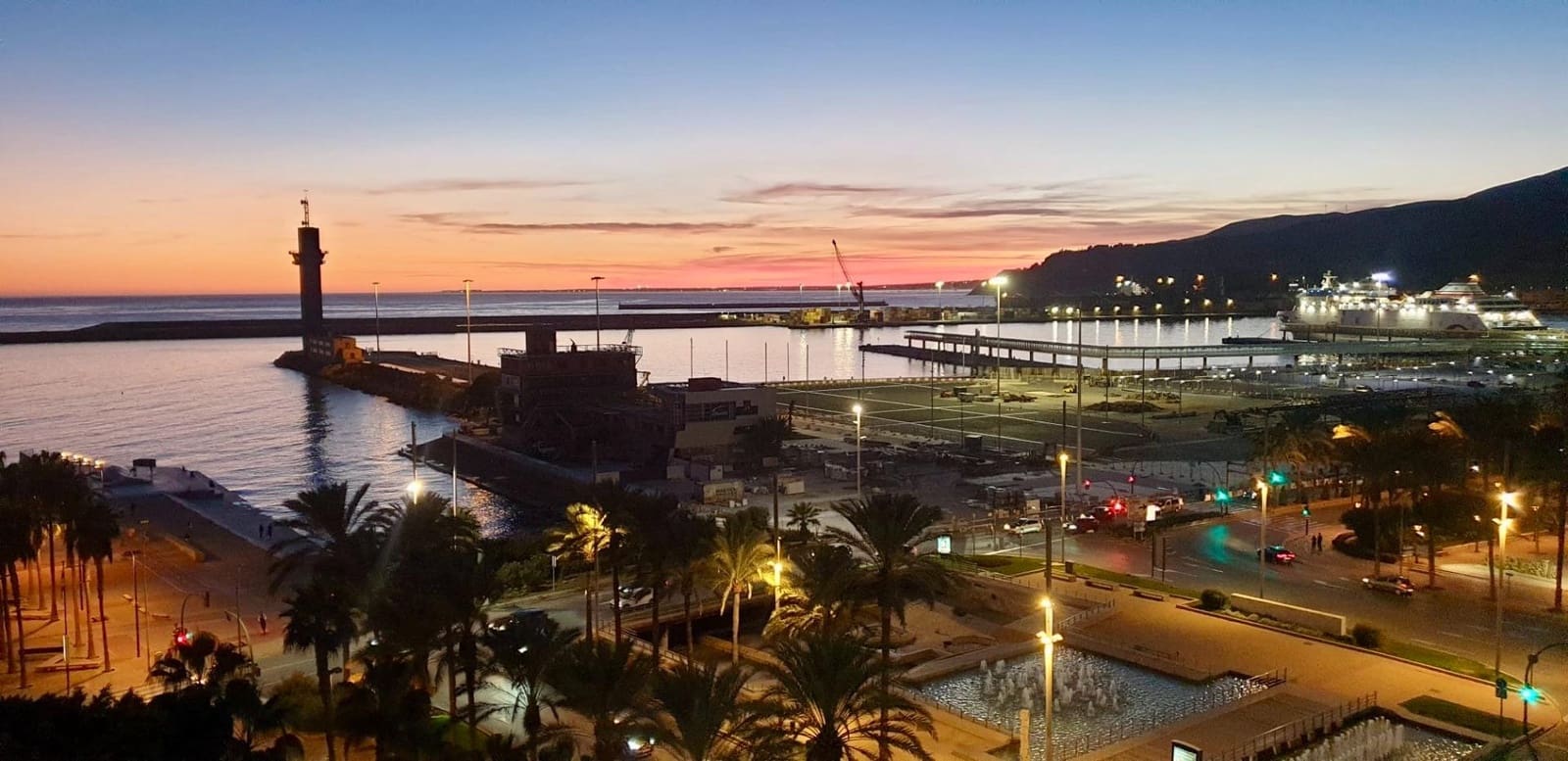 4 soverom Penthouse til salgs i Almeria by - € 780 000 (Ref: 9383094)