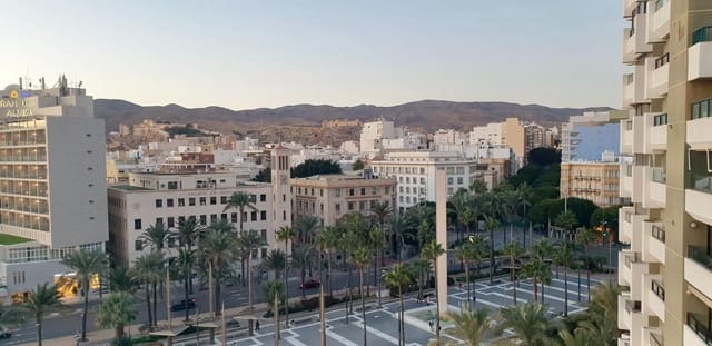 4 soverom Penthouse til salgs i Almería by - € 780 000 (Ref: 9383094)