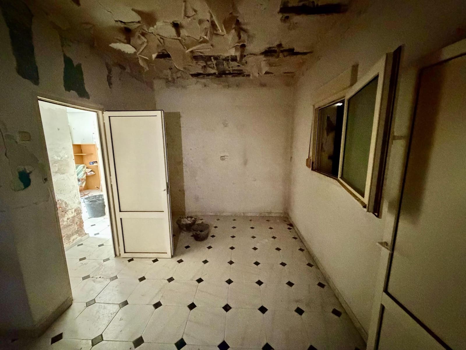 4 sovrum Hus till salu i Almeria stad - 78 000 € (Ref: 9386139)