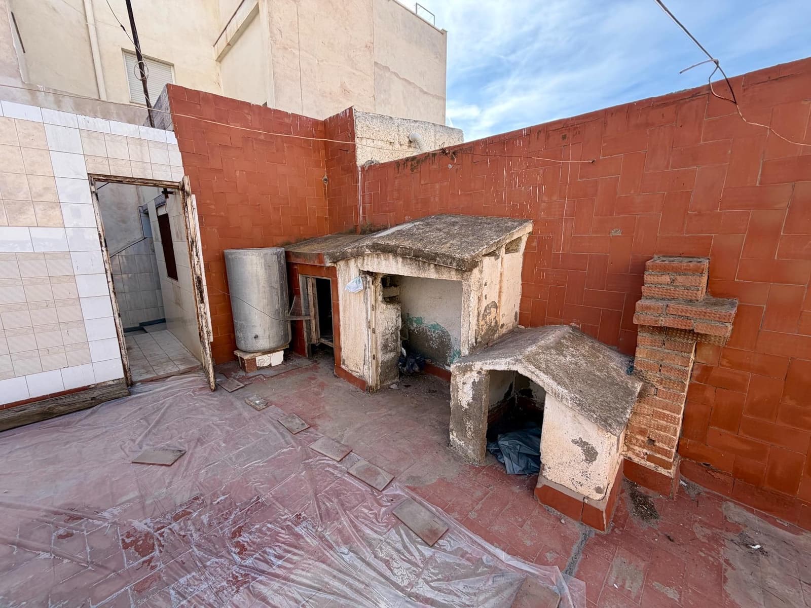 4 sovrum Hus till salu i Almeria stad - 78 000 € (Ref: 9386139)