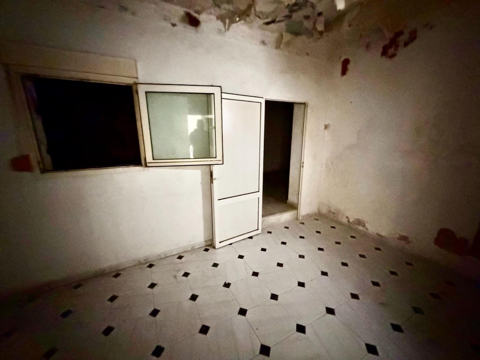 4 sovrum Hus till salu i Almeria stad - 78 000 € (Ref: 9386139)