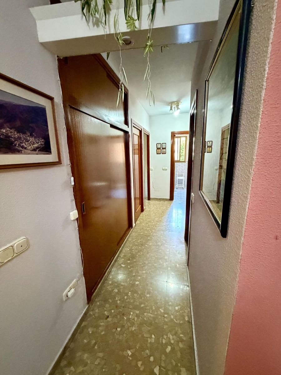 4 makuuhuone Asunto myytävänä paikassa Almeria kaupunki - 299 900 € (Ref: 9396189)