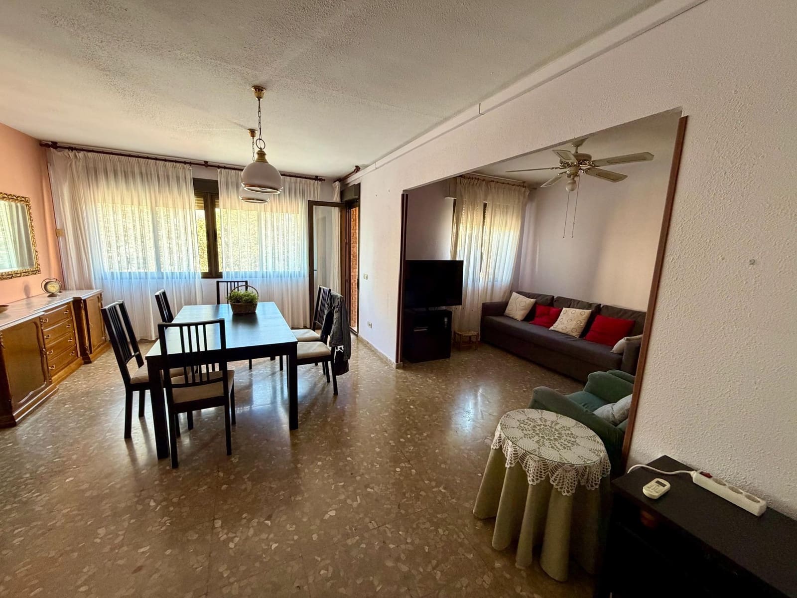 4 makuuhuone Asunto myytävänä paikassa Almeria kaupunki - 299 900 € (Ref: 9396189)