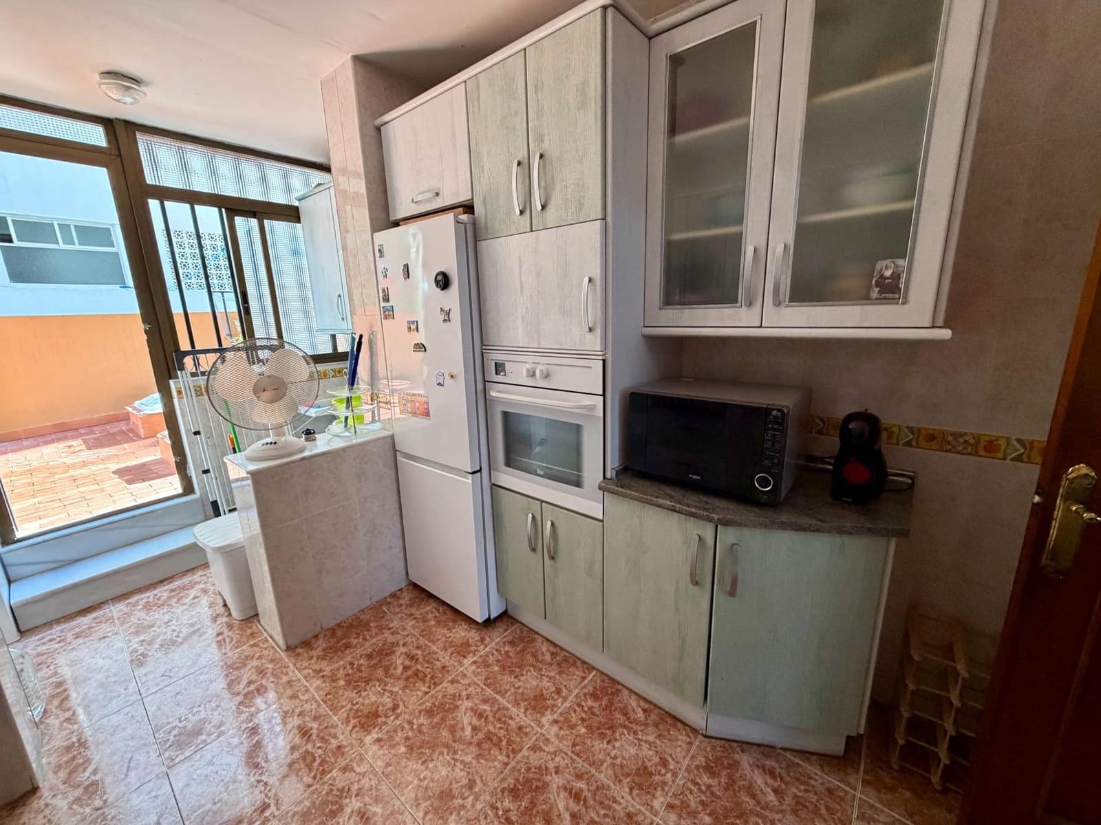 4 makuuhuone Asunto myytävänä paikassa Almeria kaupunki - 299 900 € (Ref: 9396189)