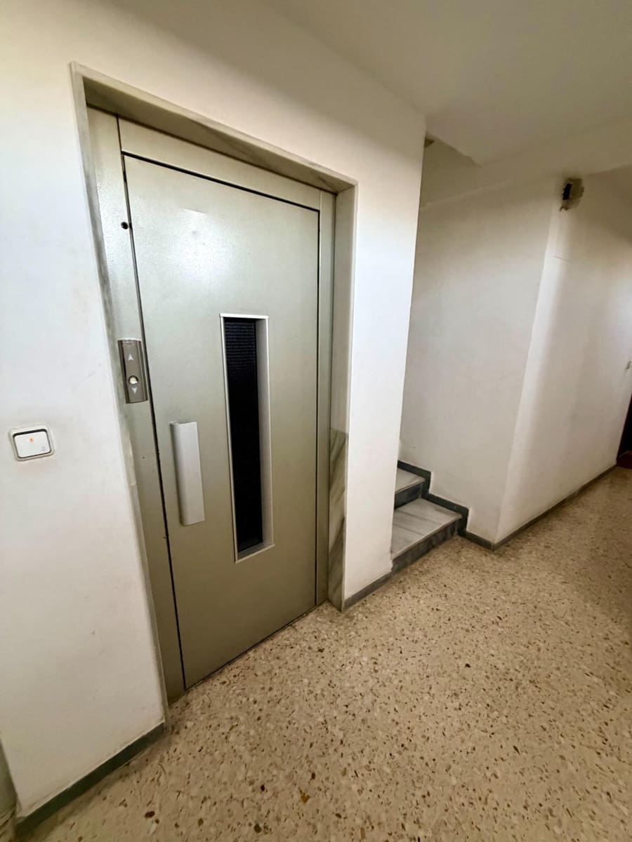 3 soveværelse Lejlighed til salg i Almeria by - € 149.000 (Ref: 9396190)