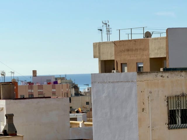 3 soveværelse Lejlighed til salg i Almería by - € 149.000 (Ref: 9396190)