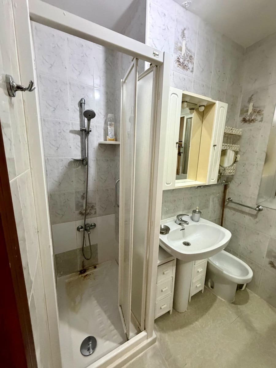 3 soveværelse Lejlighed til salg i Almeria by - € 145.000 (Ref: 9396191)