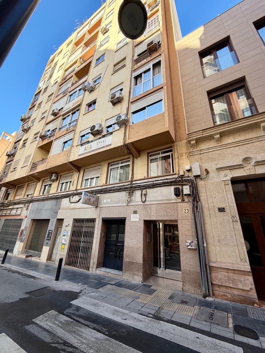 3 soveværelse Lejlighed til salg i Almeria by - € 145.000 (Ref: 9396191)