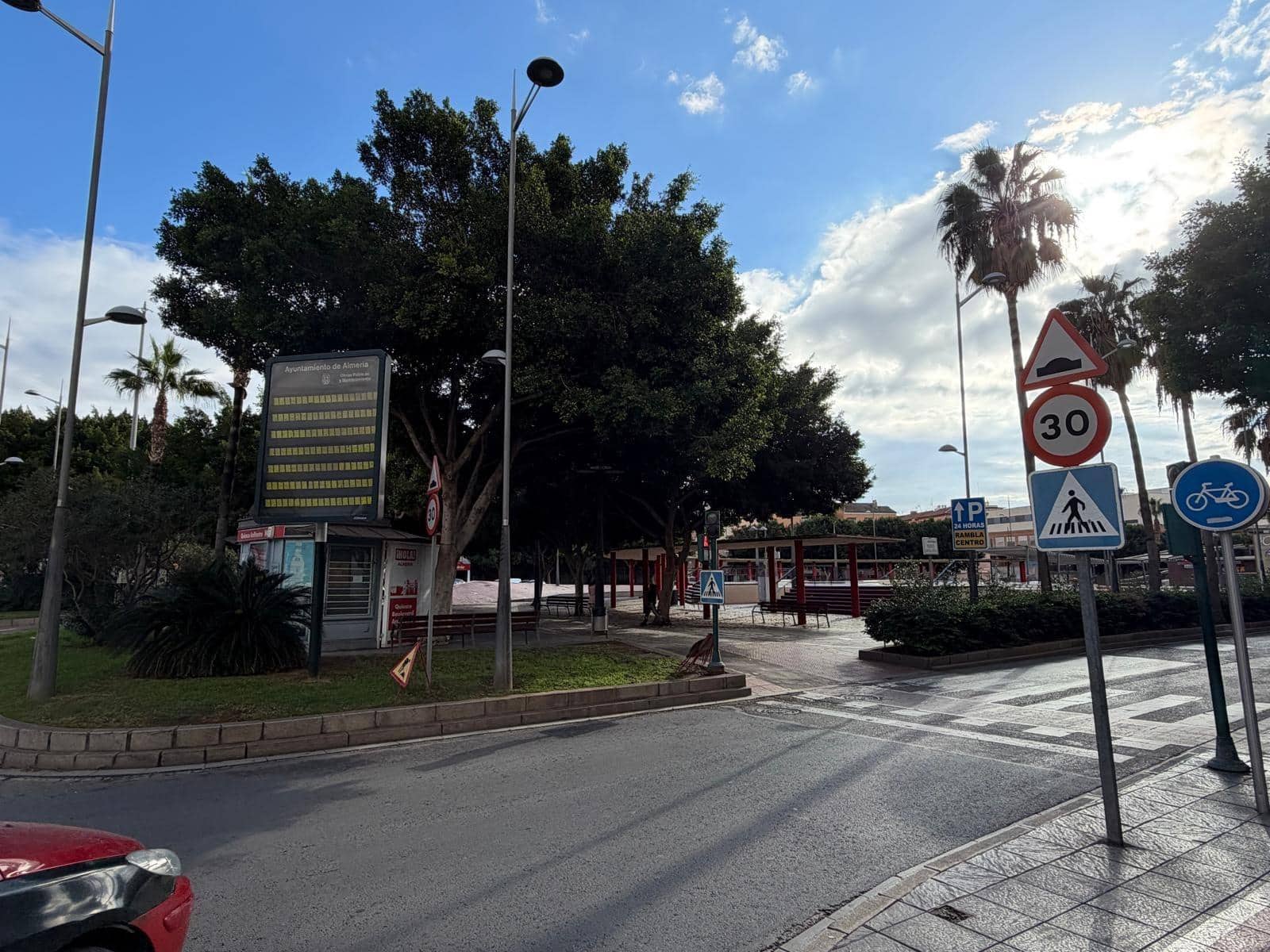 3 bedroom Flat for sale in Almeria city - € 155,000 (Ref: 9398641)