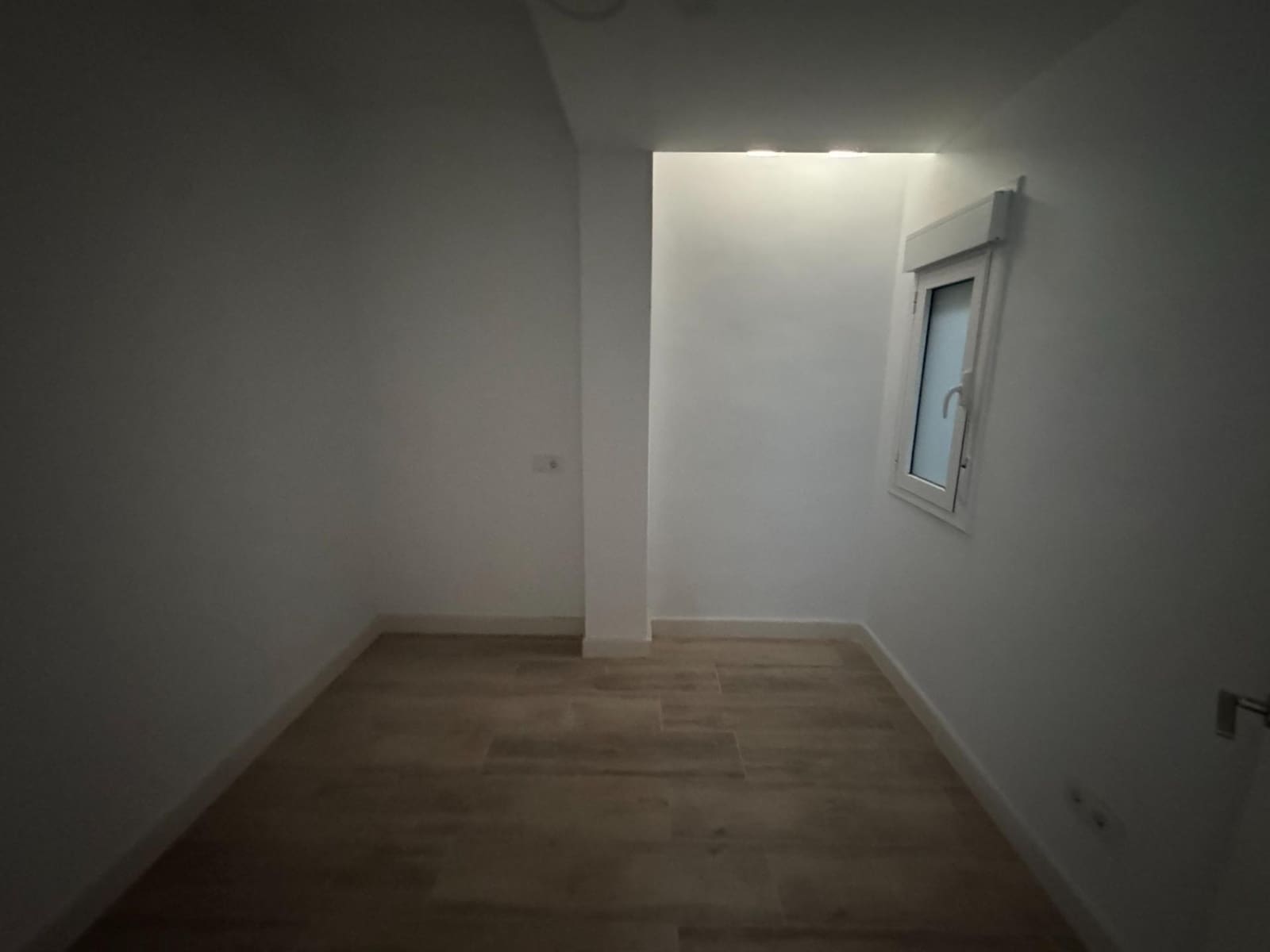 3 bedroom Flat for sale in Almeria city - € 155,000 (Ref: 9398641)