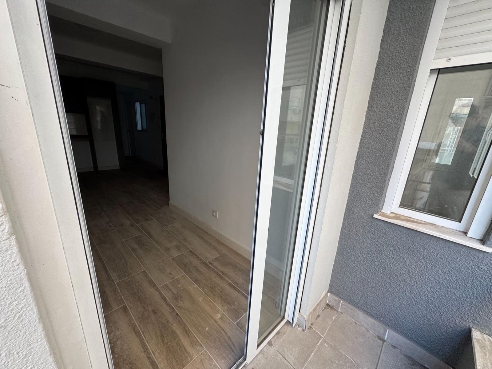 3 bedroom Flat for sale in Almeria city - € 155,000 (Ref: 9398641)