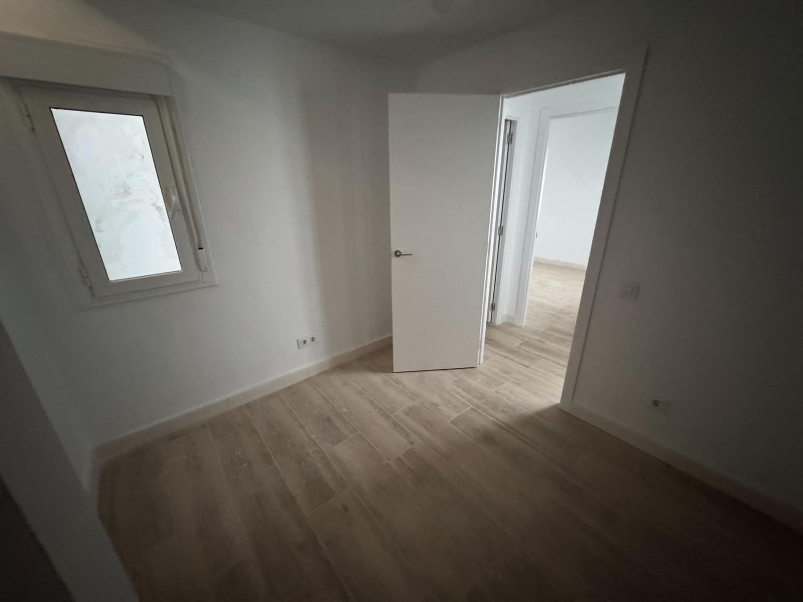 3 bedroom Flat for sale in Almeria city - € 155,000 (Ref: 9398641)