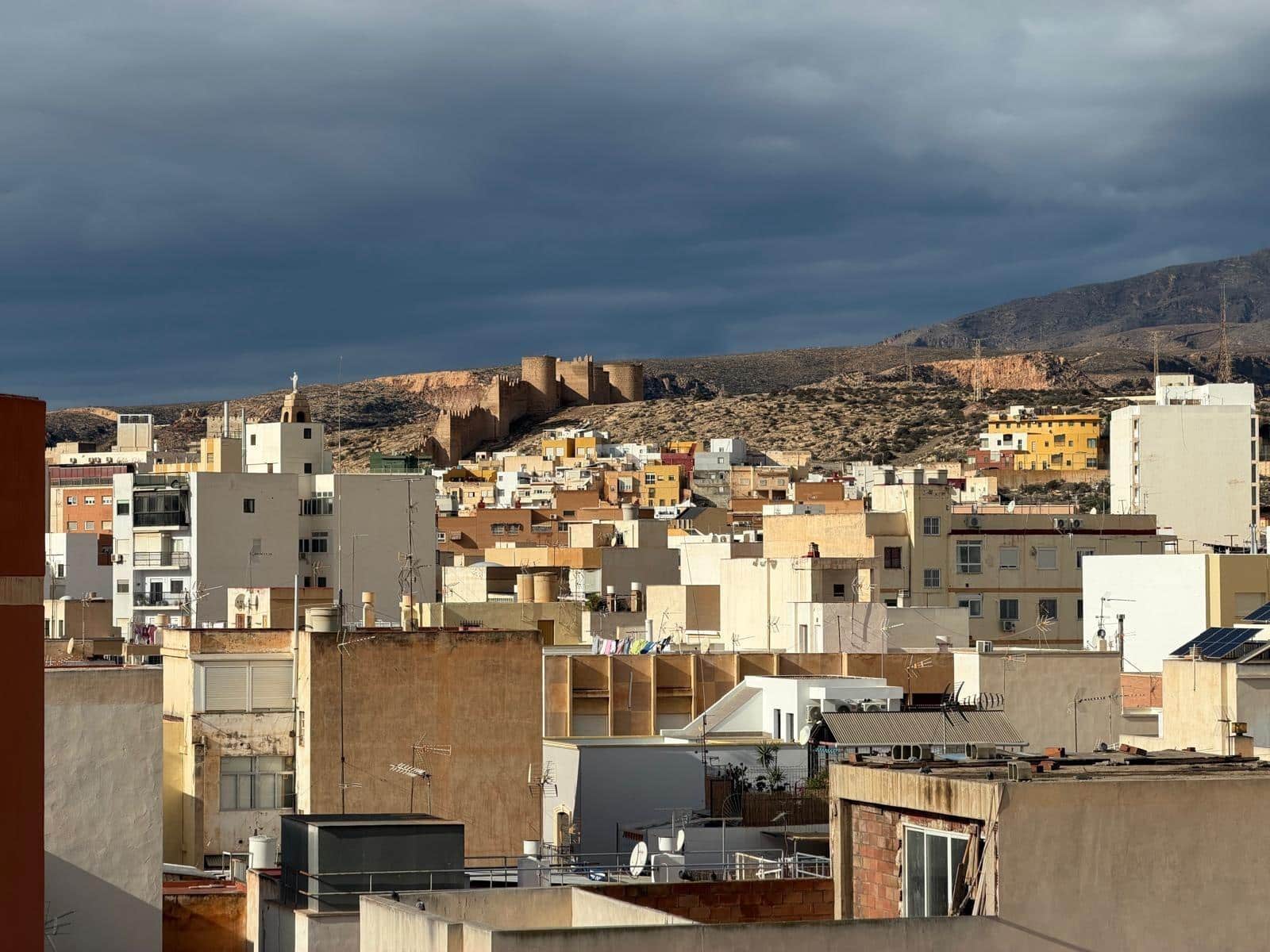 2 bedroom Flat for sale in Almeria city - € 125,000 (Ref: 9398641)