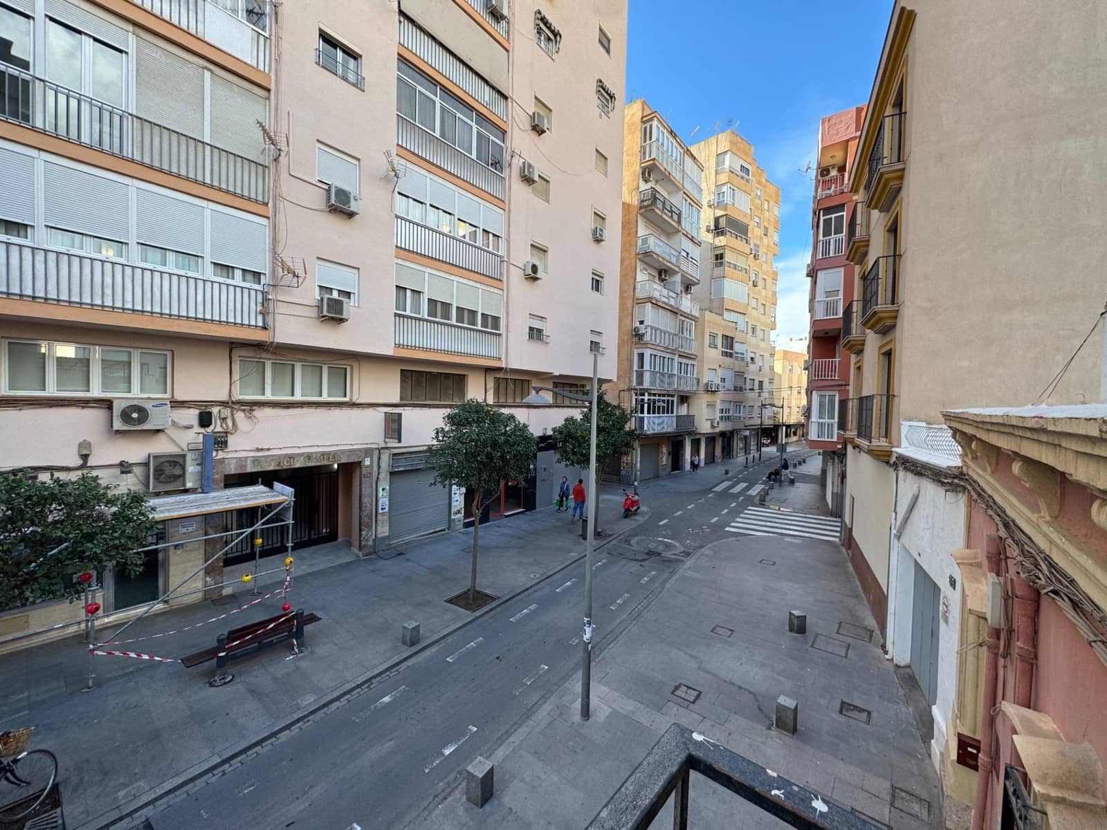 2 bedroom Flat for sale in Almeria city - € 125,000 (Ref: 9398641)