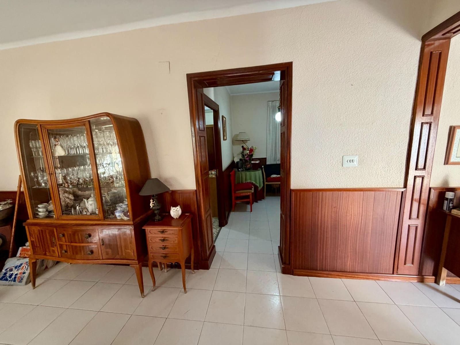 6 soveværelse Byhus til salg i Almeria by med garage - € 419.900 (Ref: 9403530)