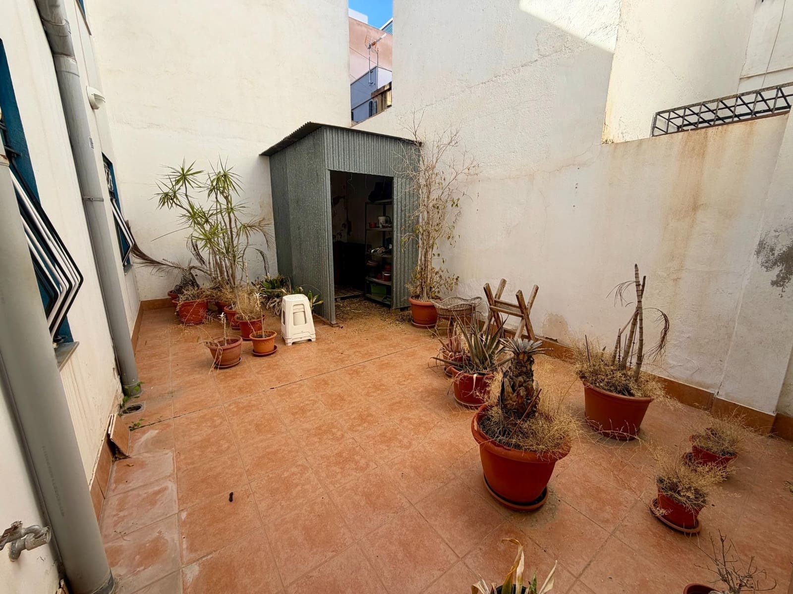 6 soveværelse Byhus til salg i Almeria by med garage - € 419.900 (Ref: 9403530)