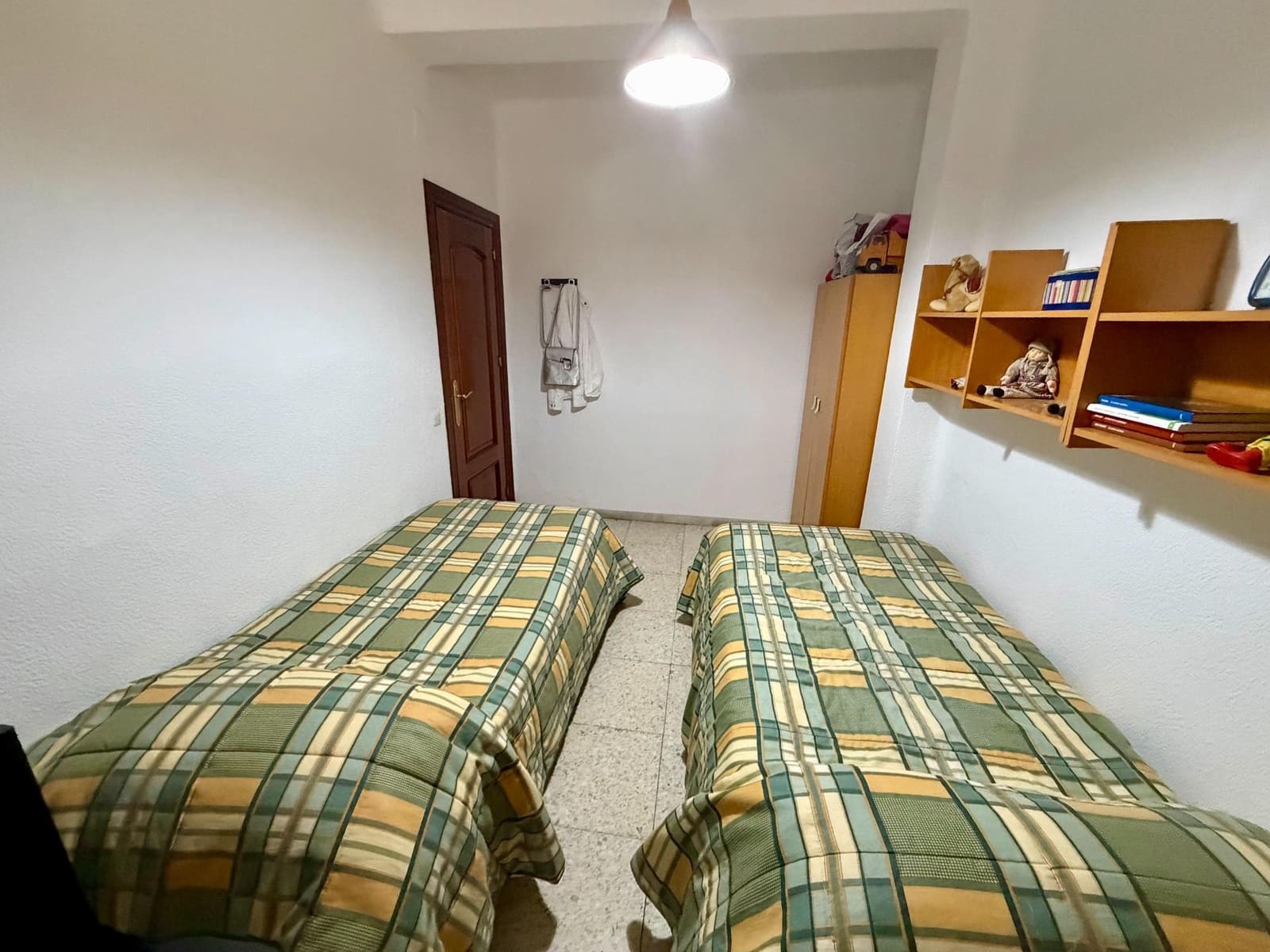 6 soveværelse Byhus til salg i Almeria by med garage - € 419.900 (Ref: 9403530)