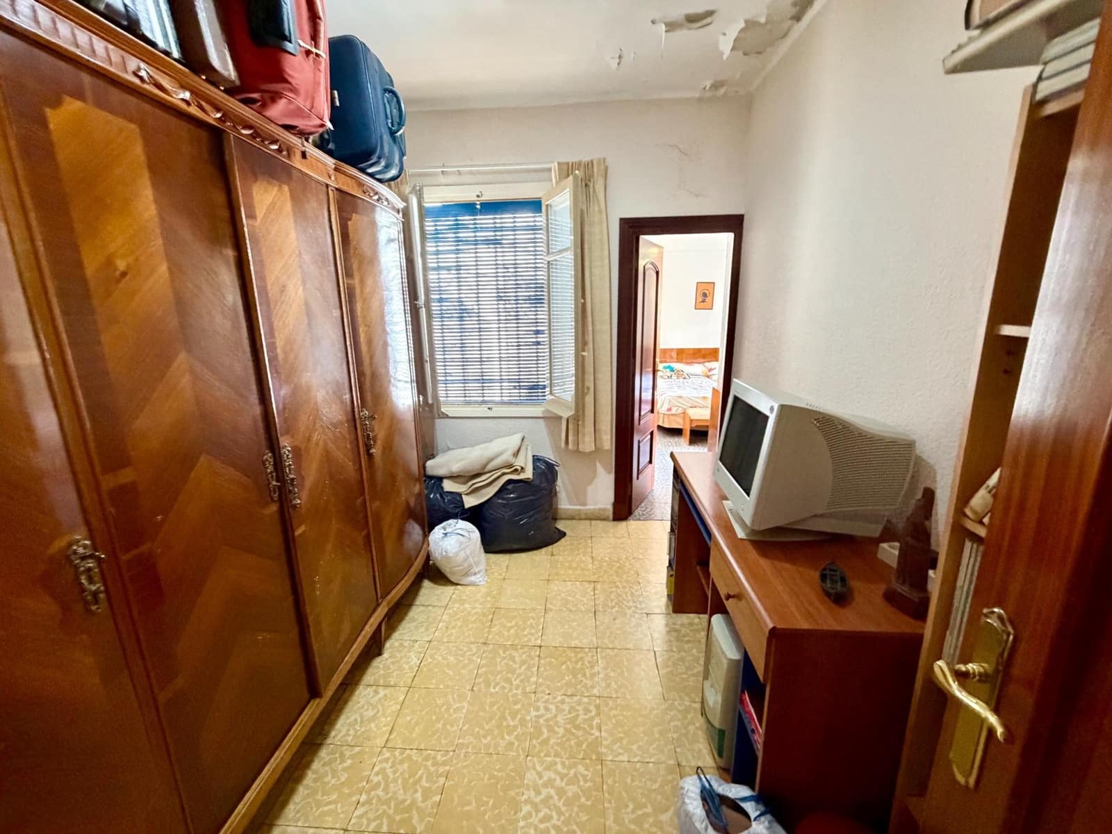 6 soveværelse Byhus til salg i Almeria by med garage - € 419.900 (Ref: 9403530)