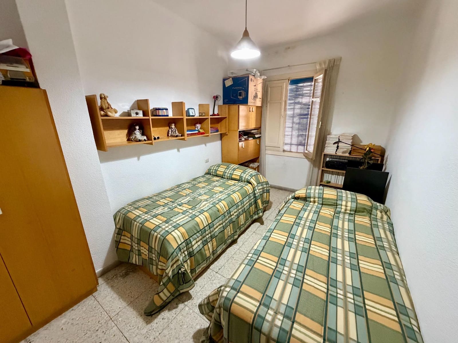6 soveværelse Byhus til salg i Almeria by med garage - € 419.900 (Ref: 9403530)
