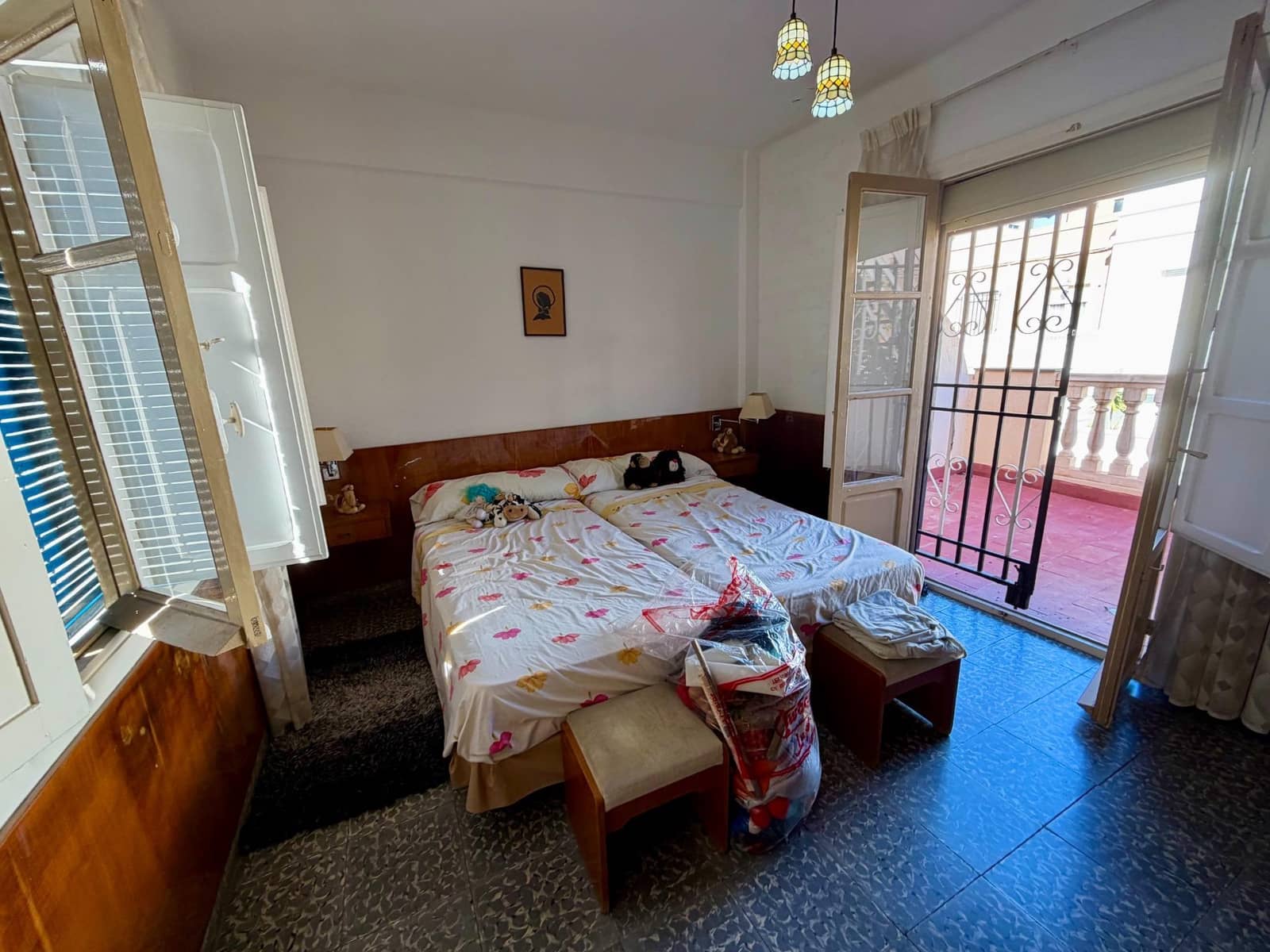 6 soveværelse Byhus til salg i Almeria by med garage - € 419.900 (Ref: 9403530)