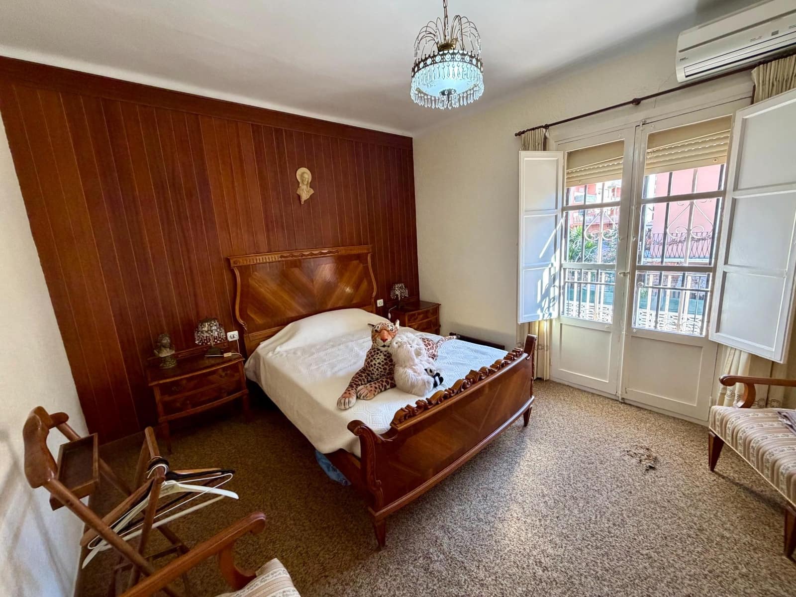 6 soveværelse Byhus til salg i Almeria by med garage - € 419.900 (Ref: 9403530)