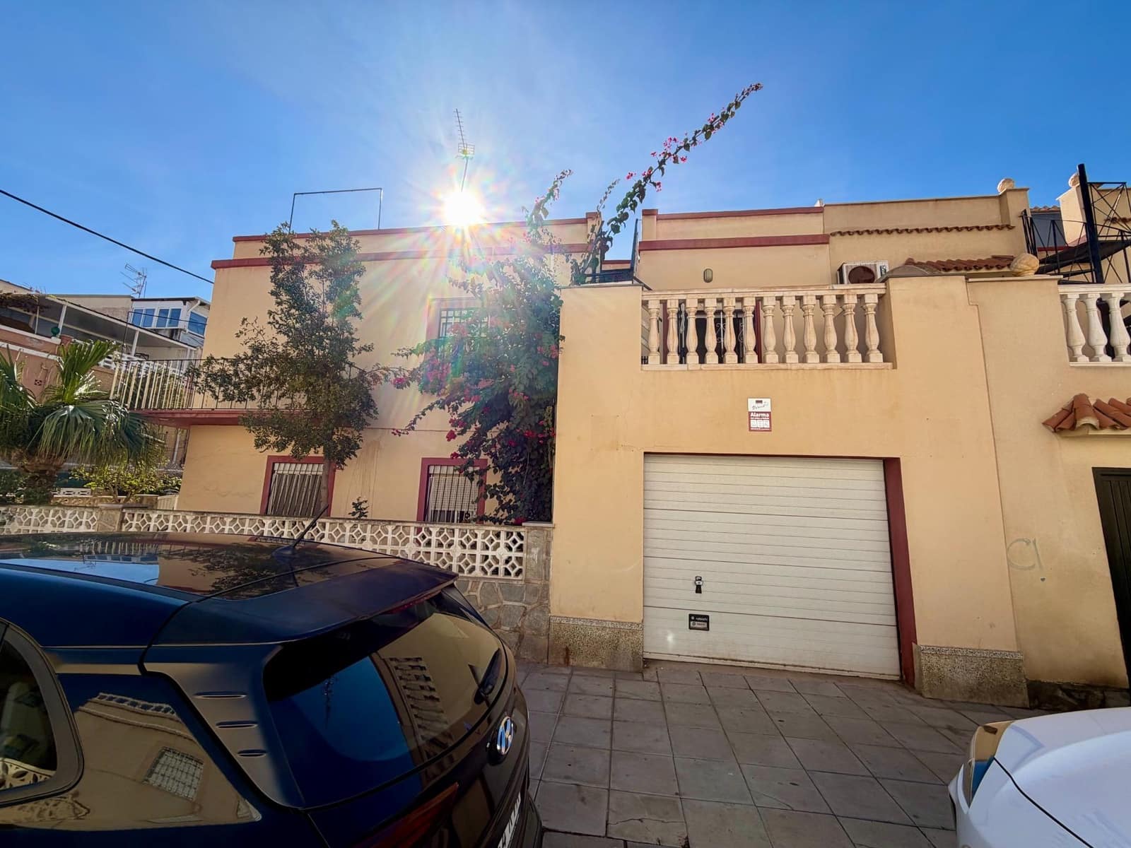6 soveværelse Byhus til salg i Almeria by med garage - € 419.900 (Ref: 9403530)
