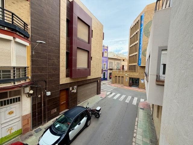 4 soveværelse Lejlighed til salg i Almeria by - € 210.000 (Ref: 9441420)