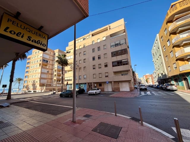 3 makuuhuone Asunto myytävänä paikassa Almería kaupunki - 139 900 € (Ref: 9473082)