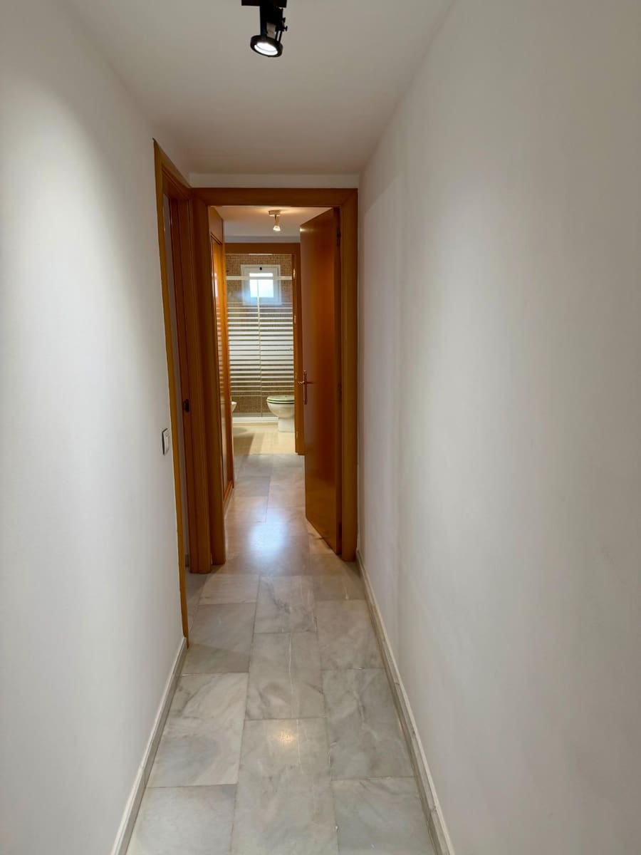 3 bedroom Flat for sale in Almeria city with pool - € 254,900 (Ref: 9499035)