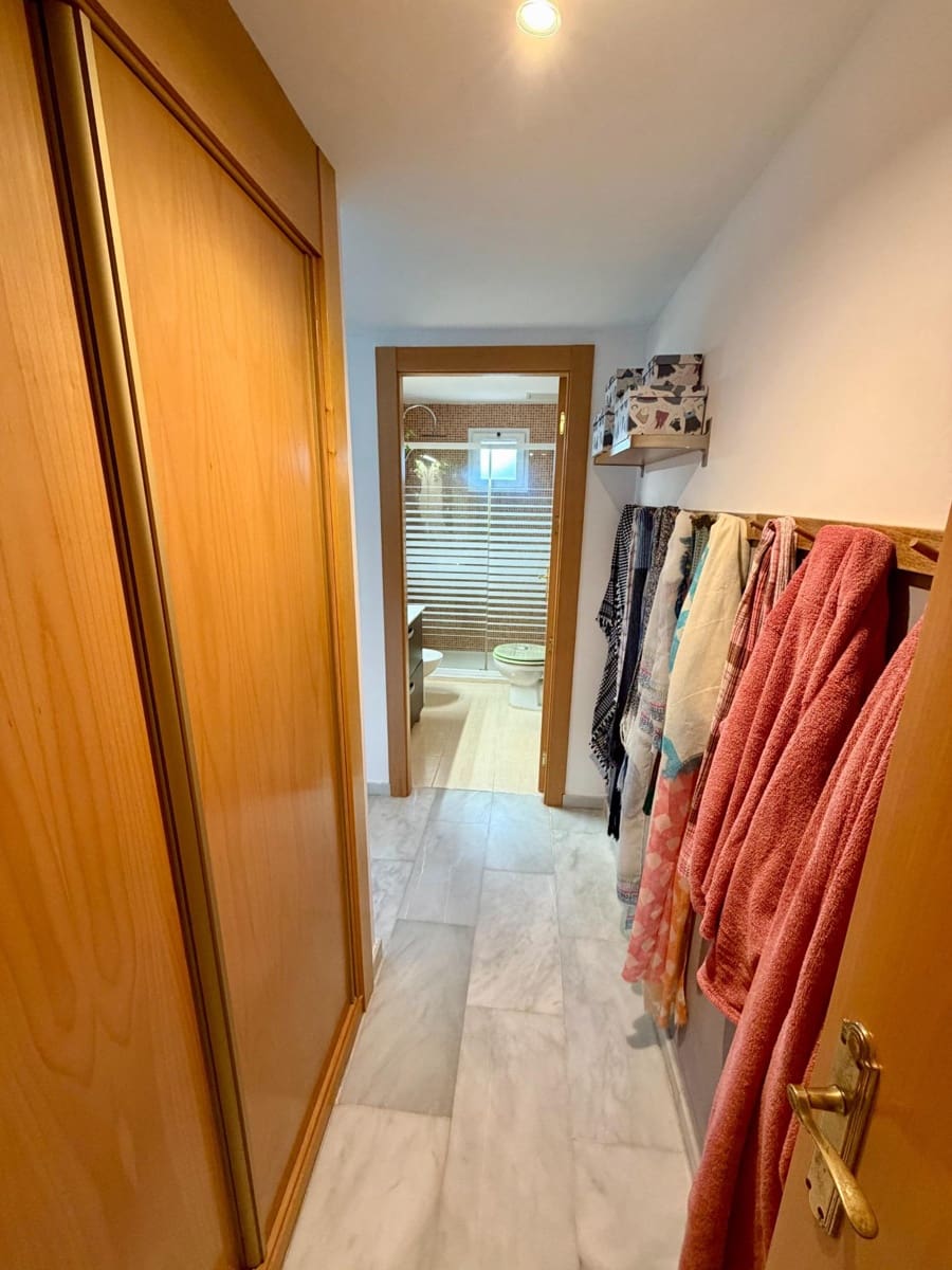 3 bedroom Flat for sale in Almeria city with pool - € 254,900 (Ref: 9499035)