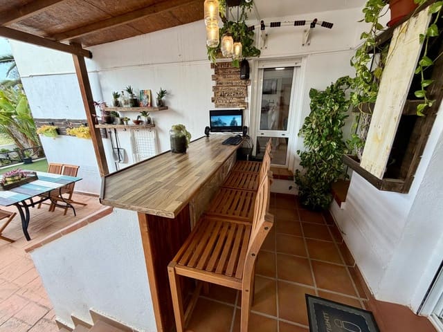 3 makuuhuone Asunto myytävänä paikassa Almería kaupunki mukana uima-altaan - 254 900 € (Ref: 9499035)