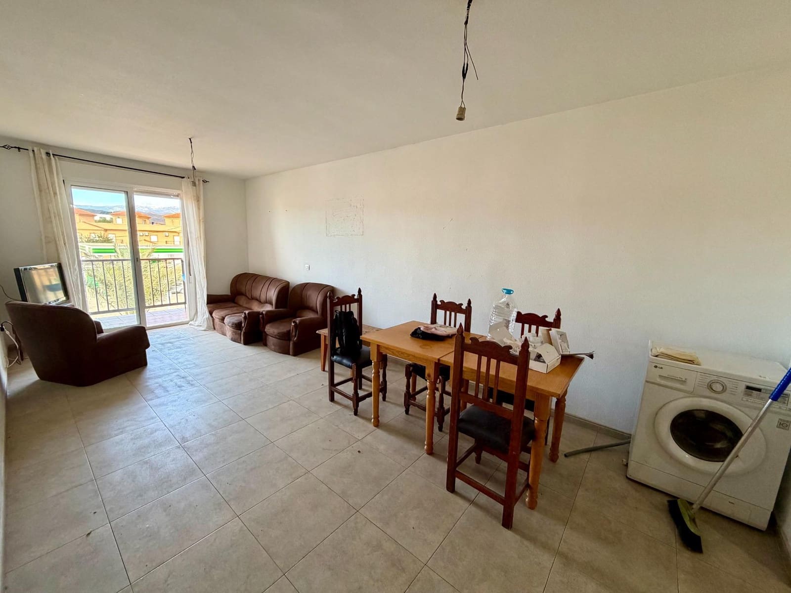 3 bedroom Flat for sale in Tabernas - € 69,900 (Ref: 9499768)