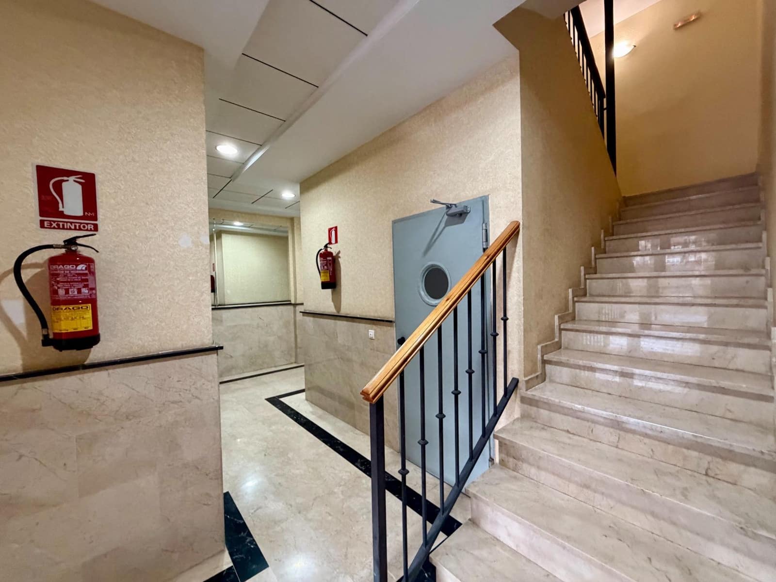 2 bedroom Apartment for sale in Aguadulce (Almeria) with pool - € 239,900 (Ref: 9499769)