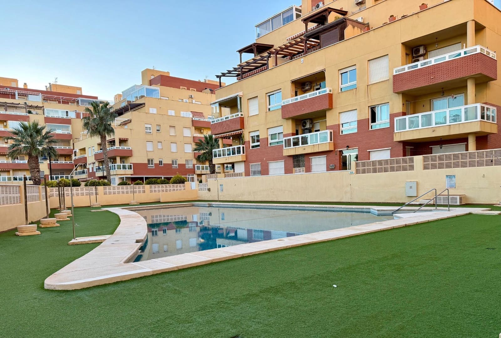 2 bedroom Apartment for sale in Aguadulce (Almeria) with pool - € 239,900 (Ref: 9499769)