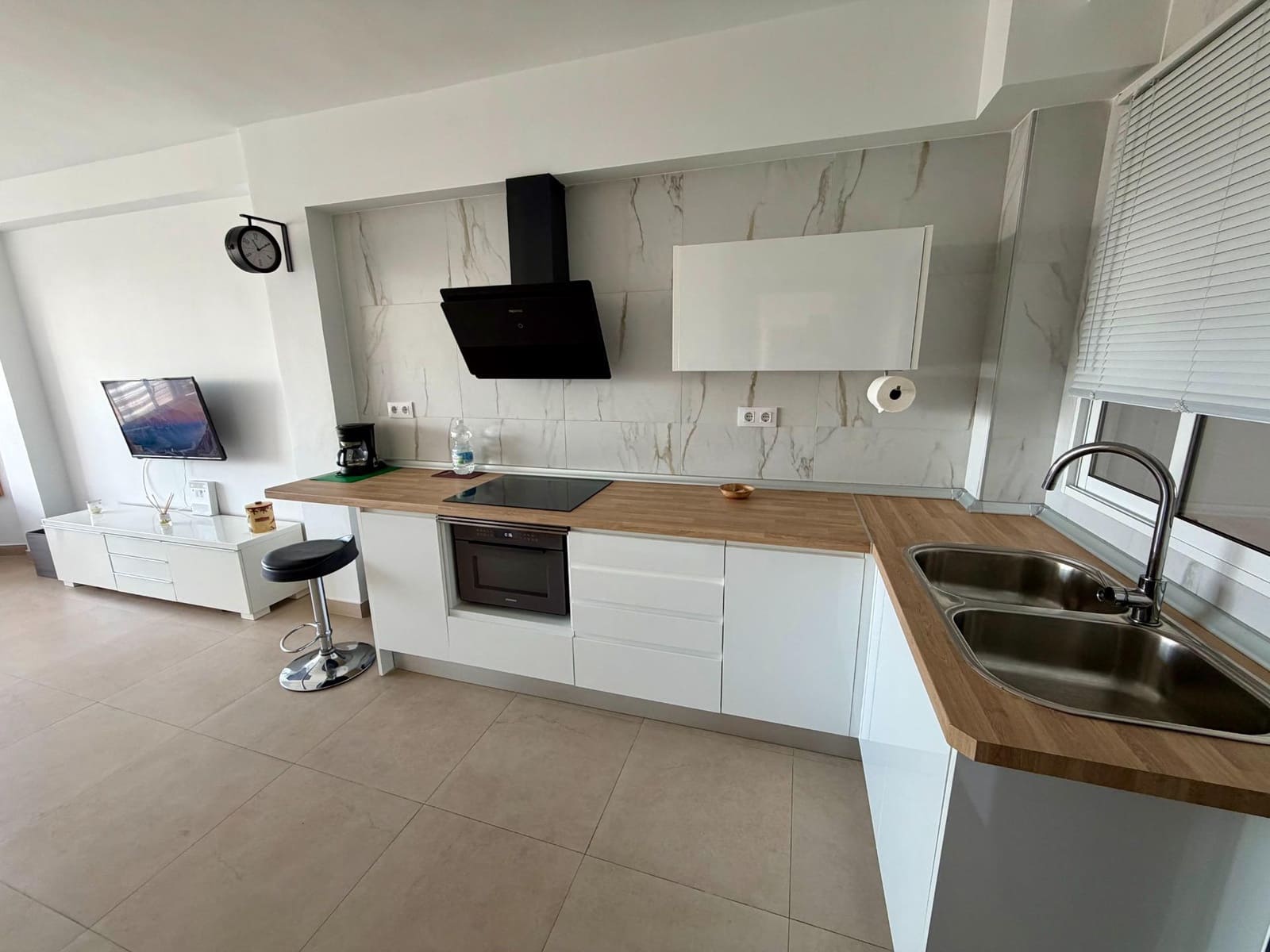 3 slaapkamer Flat te koop in Almeria stad - € 185.000 (Ref: 9513552)