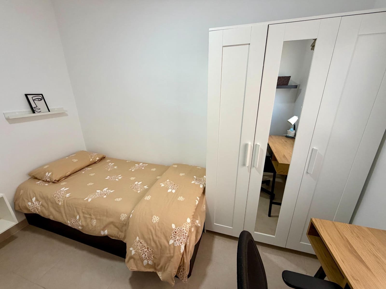 3 slaapkamer Flat te koop in Almeria stad - € 185.000 (Ref: 9513552)