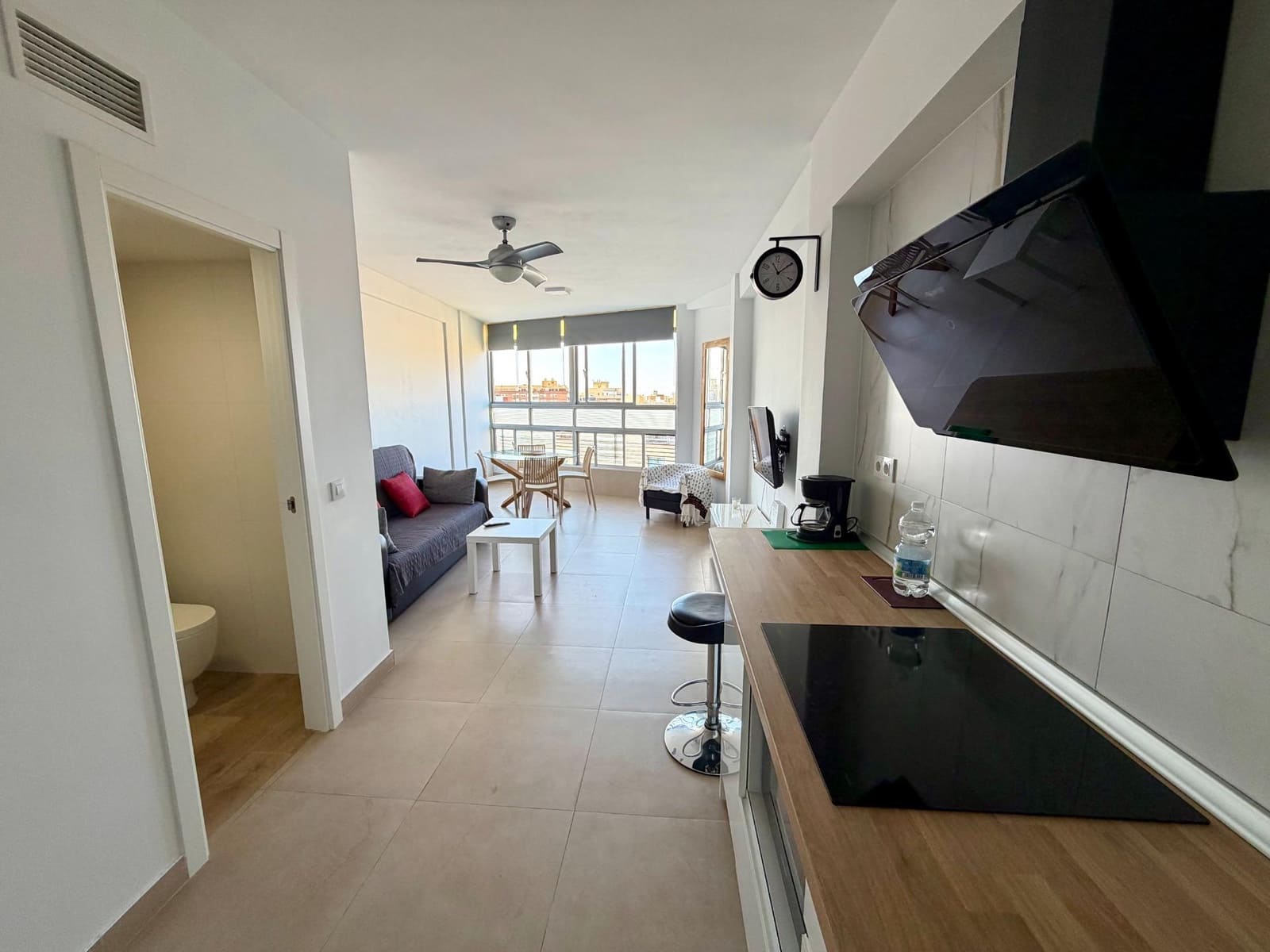 3 slaapkamer Flat te koop in Almeria stad - € 185.000 (Ref: 9513552)