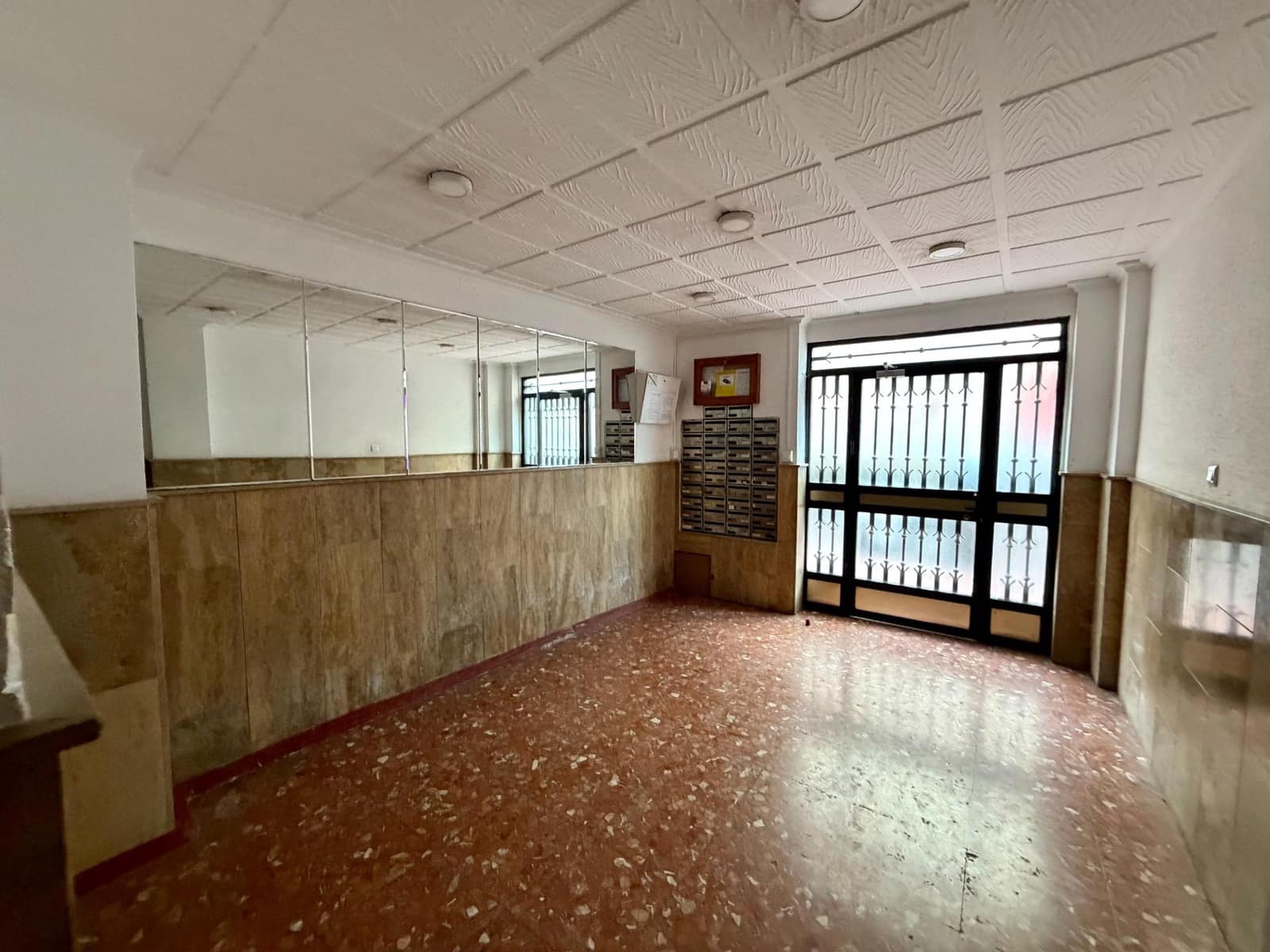 3 slaapkamer Flat te koop in Almeria stad - € 185.000 (Ref: 9513552)