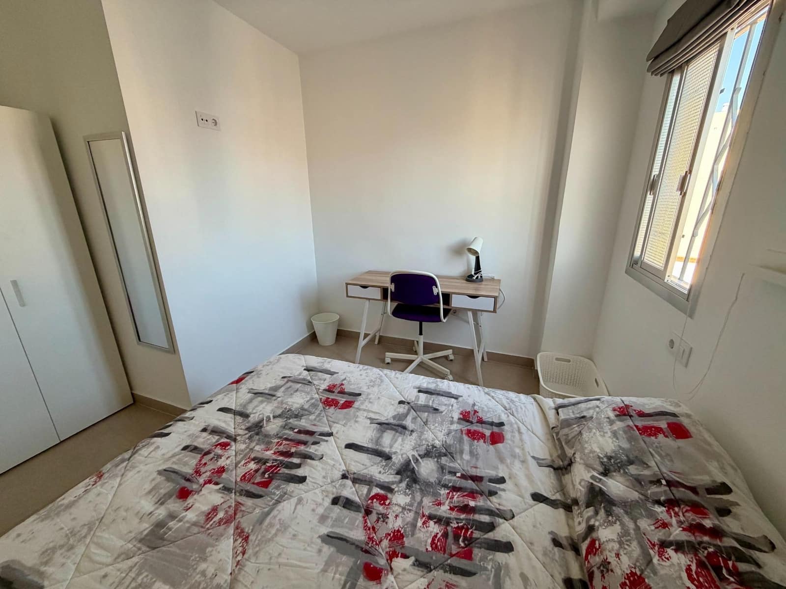 3 slaapkamer Flat te koop in Almeria stad - € 185.000 (Ref: 9513552)