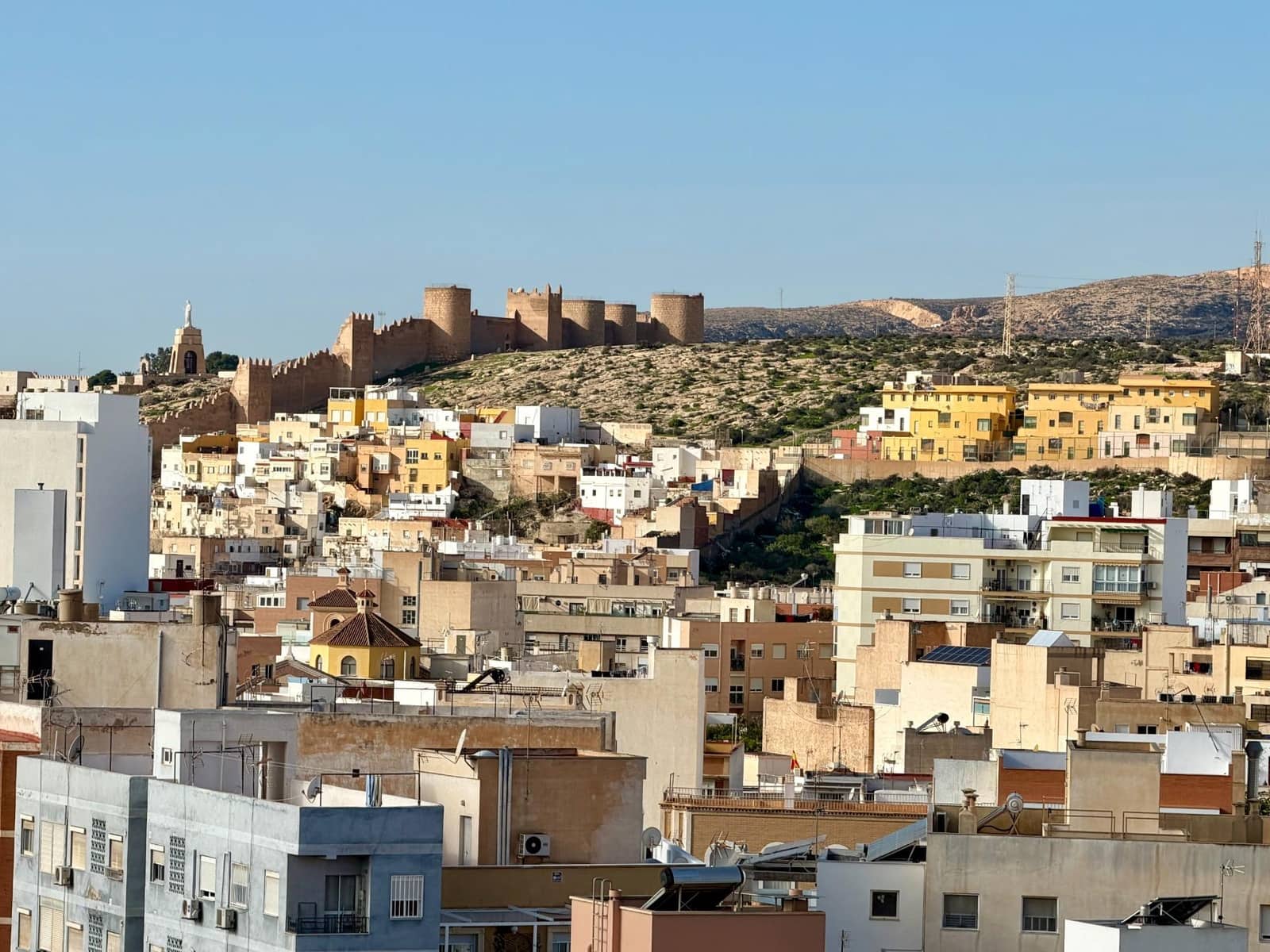 3 slaapkamer Flat te koop in Almeria stad - € 185.000 (Ref: 9513552)