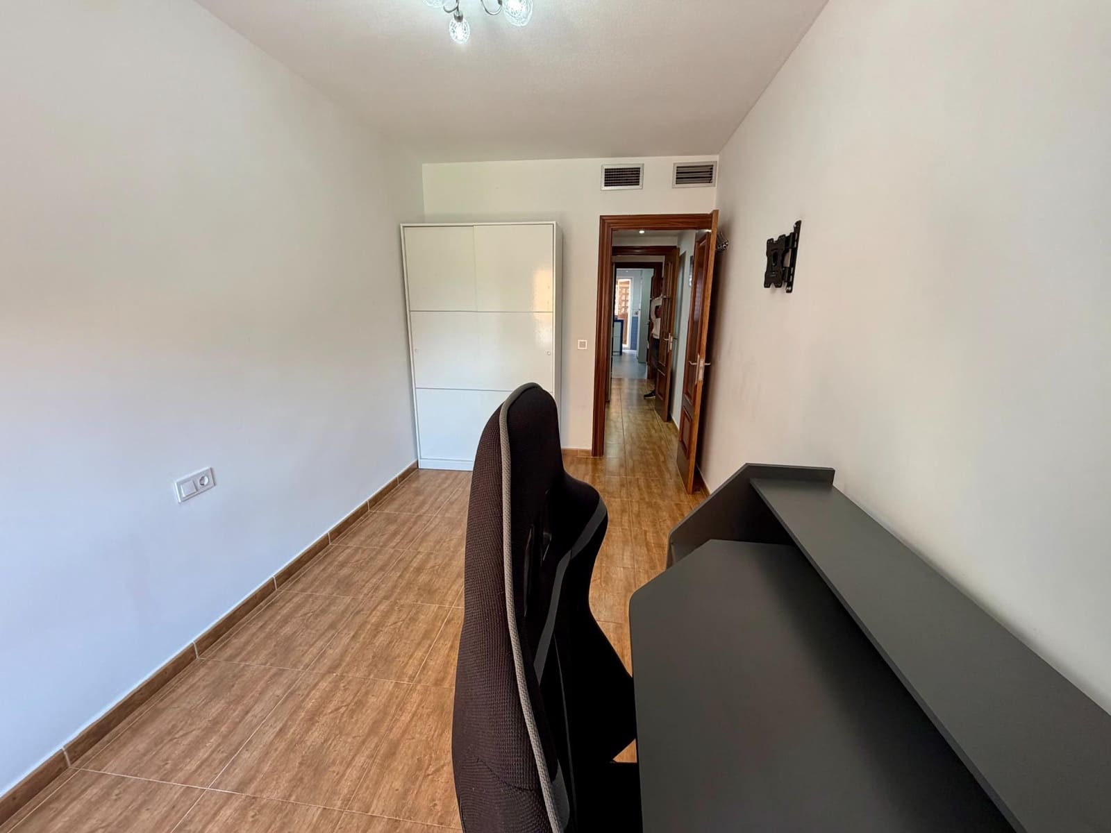 3 sovrum Lägenhet till salu i Almeria stad med garage - 259 000 € (Ref: 9513553)