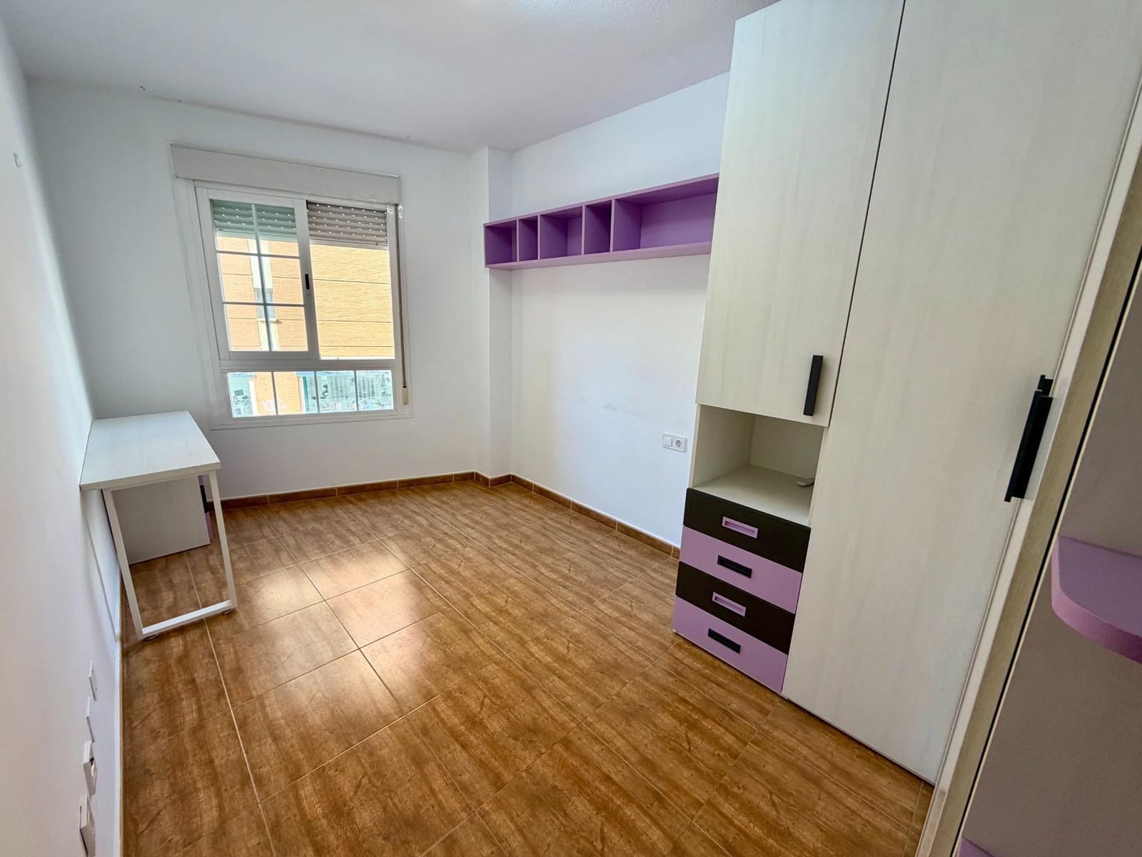 3 sovrum Lägenhet till salu i Almeria stad med garage - 259 000 € (Ref: 9513553)