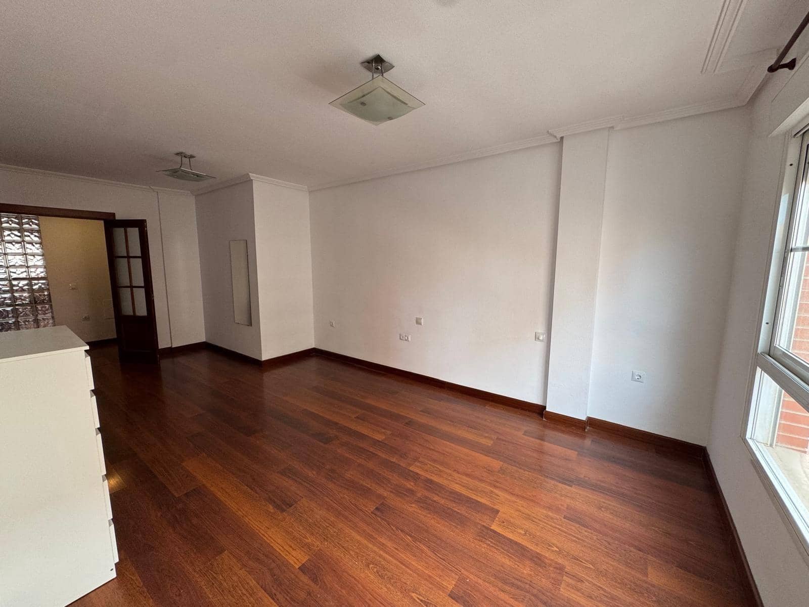 2 slaapkamer Appartement te koop in Almeria stad - € 200.000 (Ref: 9519138)