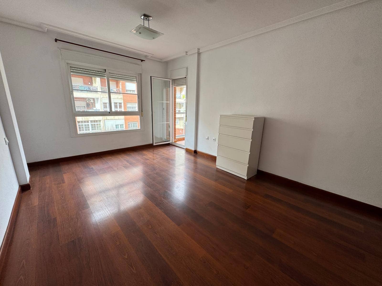 2 slaapkamer Appartement te koop in Almeria stad - € 200.000 (Ref: 9519138)